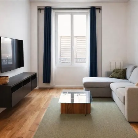 Апартаменты Chic Porte De Saint Cloud - Maison M *